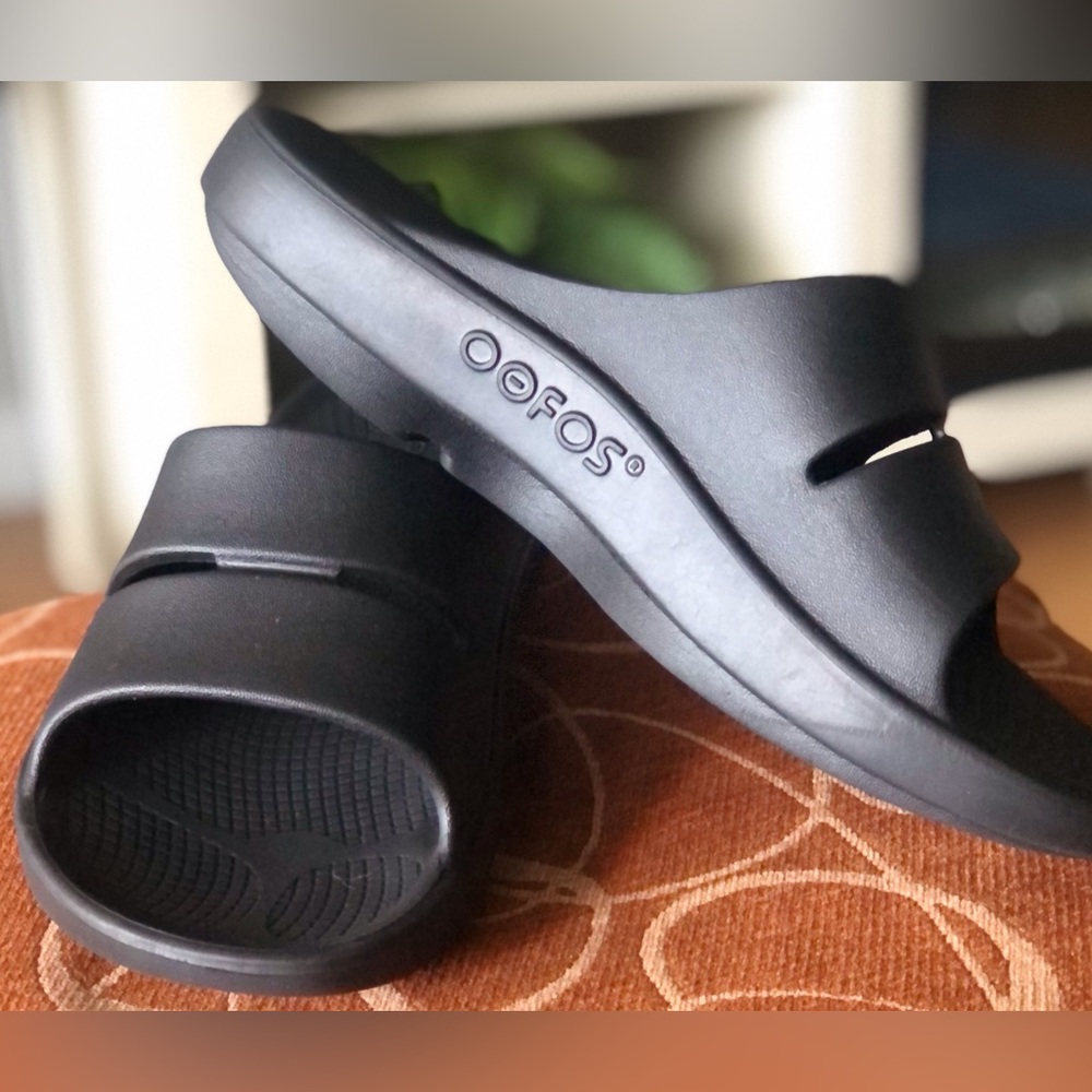 OOFOS Slides